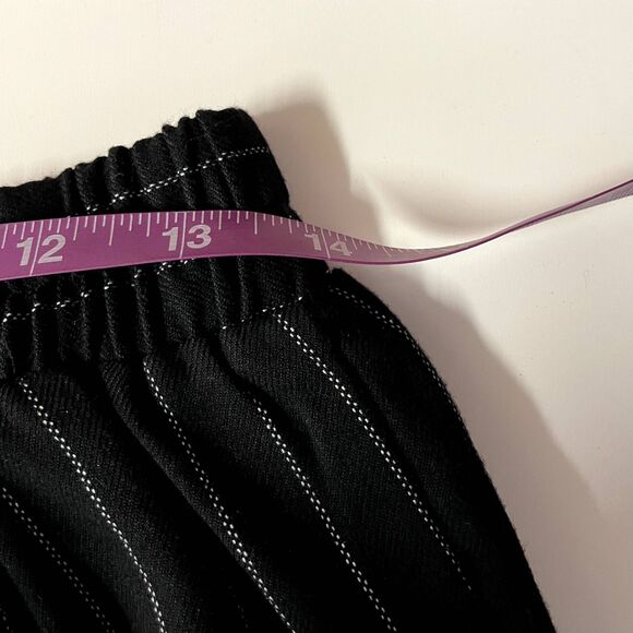 Forever 21 Black Striped High-Waisted Pants Size M NWT - Picture 4 of 11